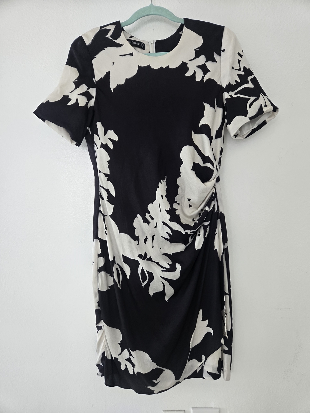 Louis Feraud Black and White Floral Draped Short Sleeve Dress Silk 100% Size 10